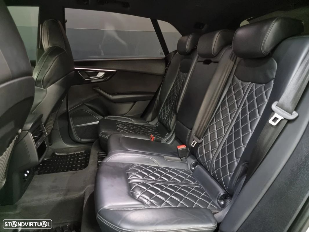Audi Q8 50 TDI quattro Tiptronic - 27