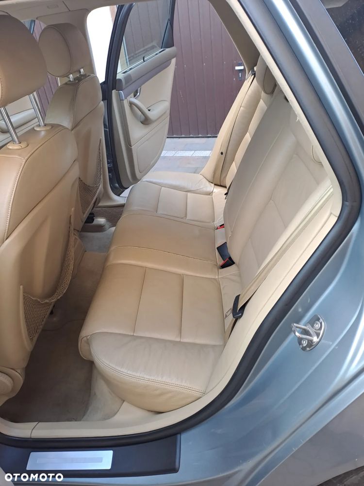 Audi A4 Avant 2.0 TDI multitronic - 3