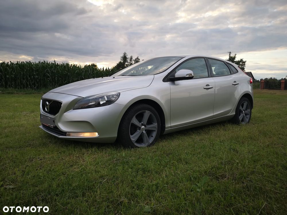Volvo V40 D2 Kinetic - 1