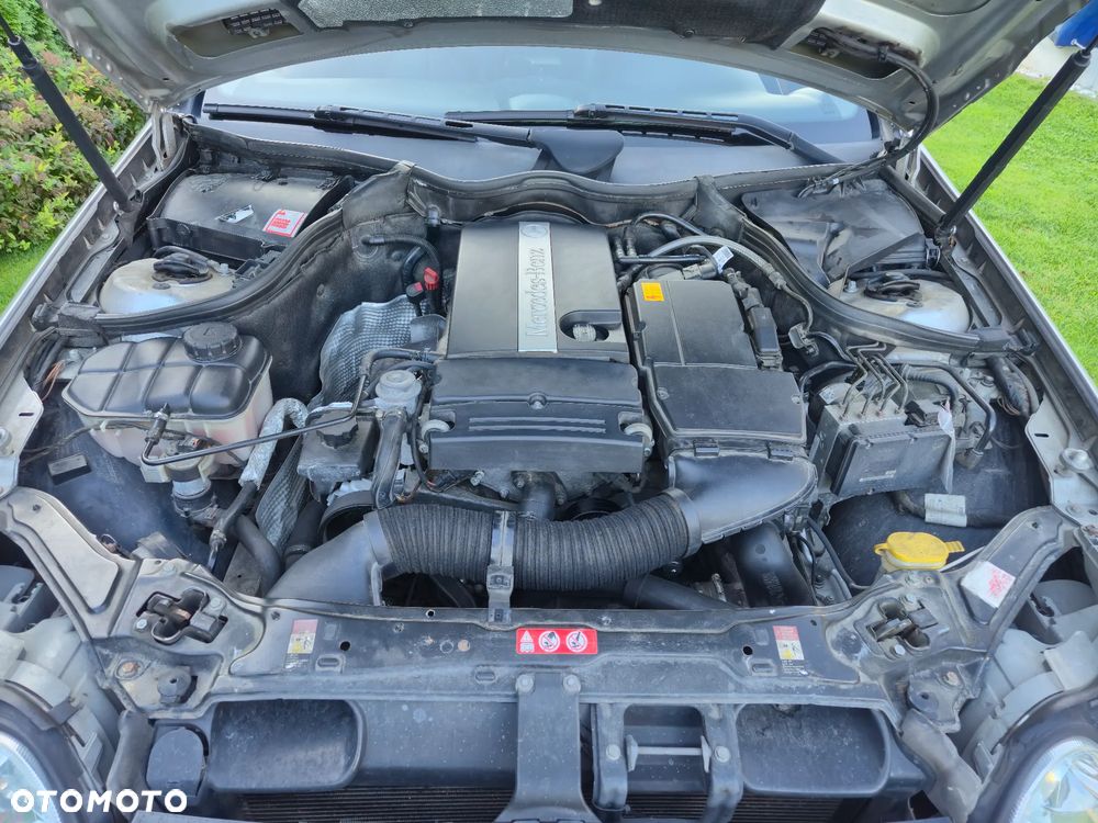 Mercedes-Benz CLK - 18