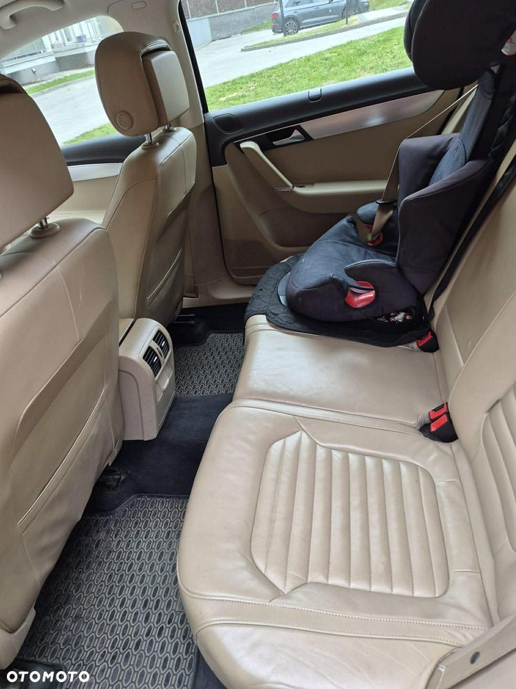 Volkswagen Passat 2.0 TDI Comfortline DSG - 5
