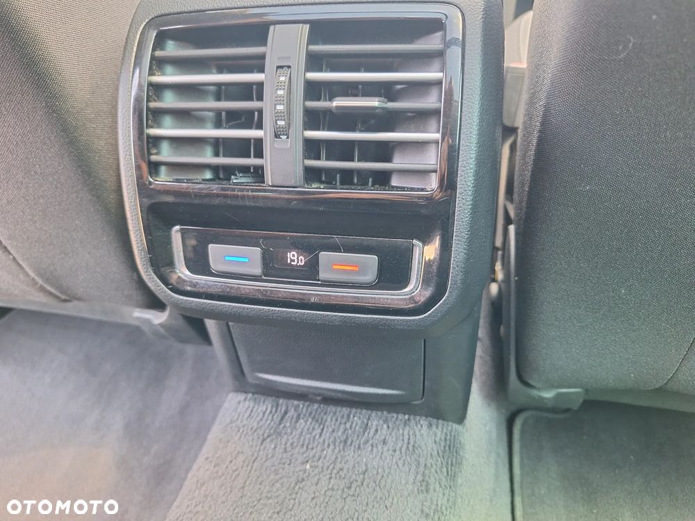 Volkswagen Passat 2.0 TDI BMT Comfortline DSG - 25