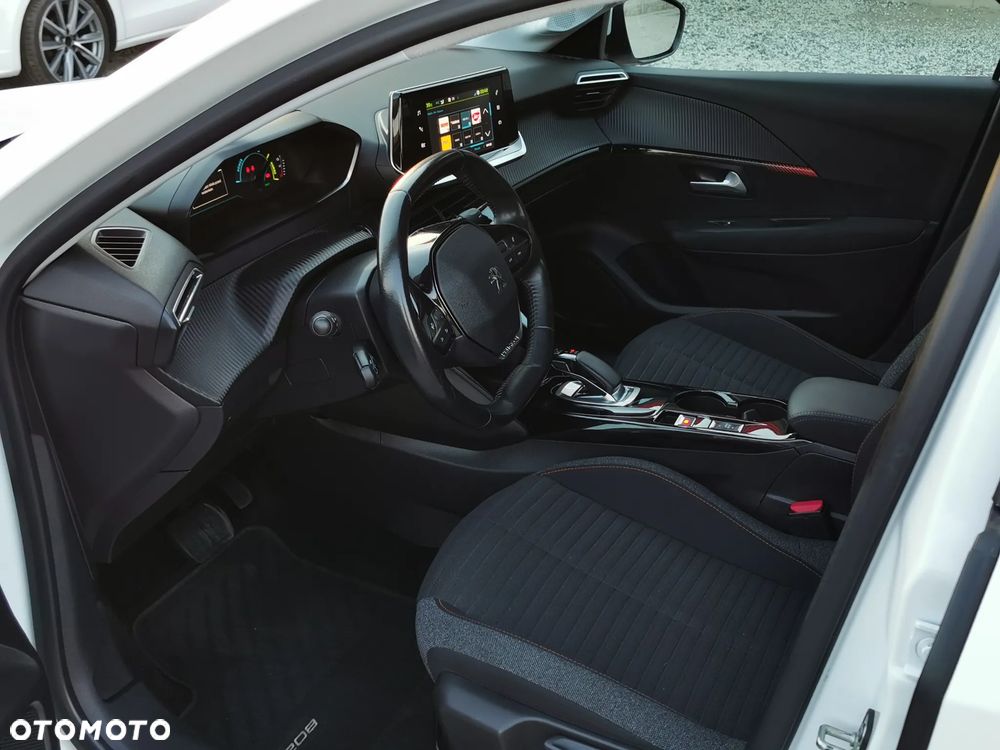 Peugeot 208 - 20