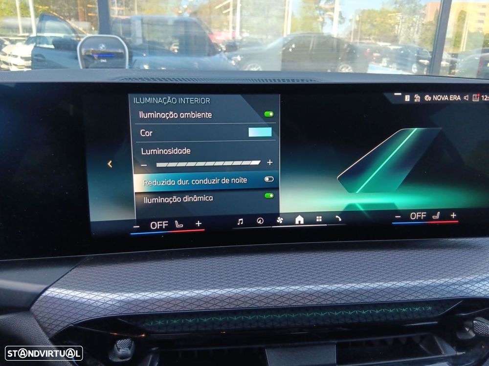 BMW 330 e Pack Desportivo M Auto - 22