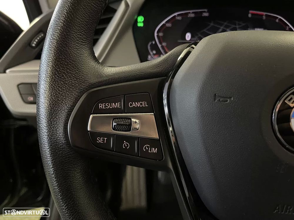 BMW 116 d — fotografia 18