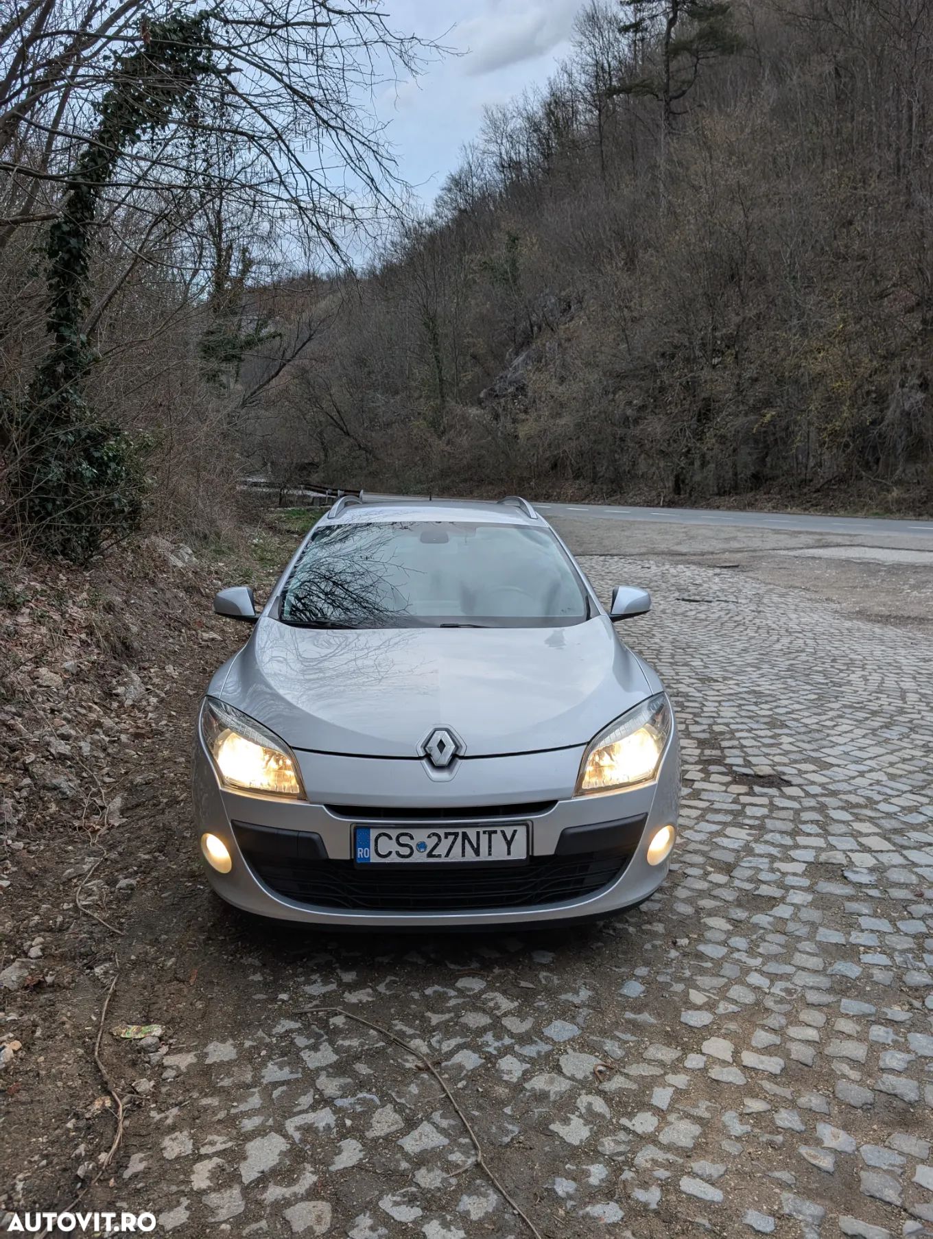Renault Megane 1.9 dCi FAP Dynamique - 1