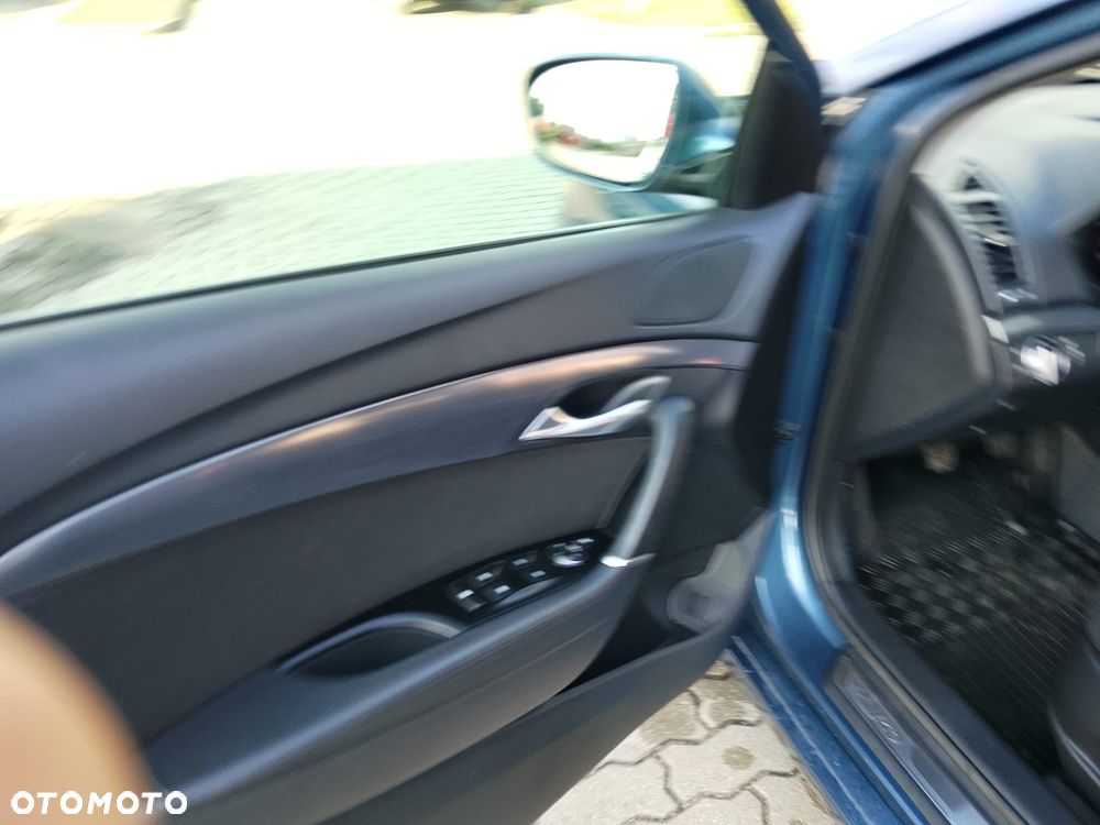 Hyundai i40 Kombi 2.0 Premium - 24