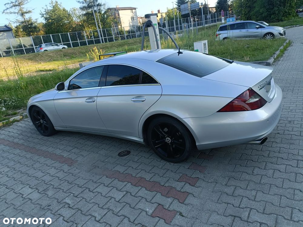 Mercedes-Benz CLS - 26