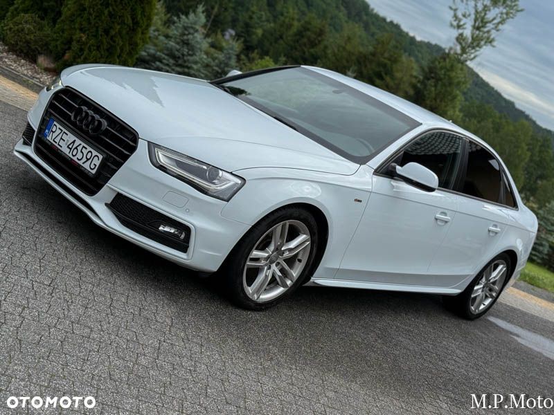 Audi A4 Limousine - 11
