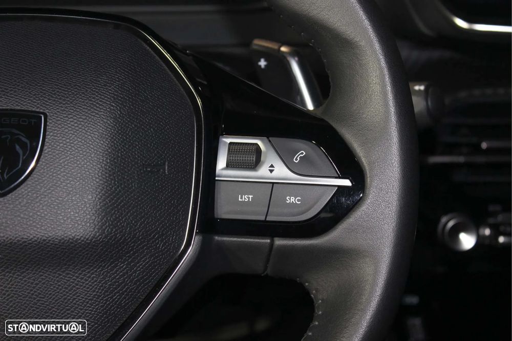 Peugeot 2008 1.2 Hybrid Allure e-DCS6 - 23