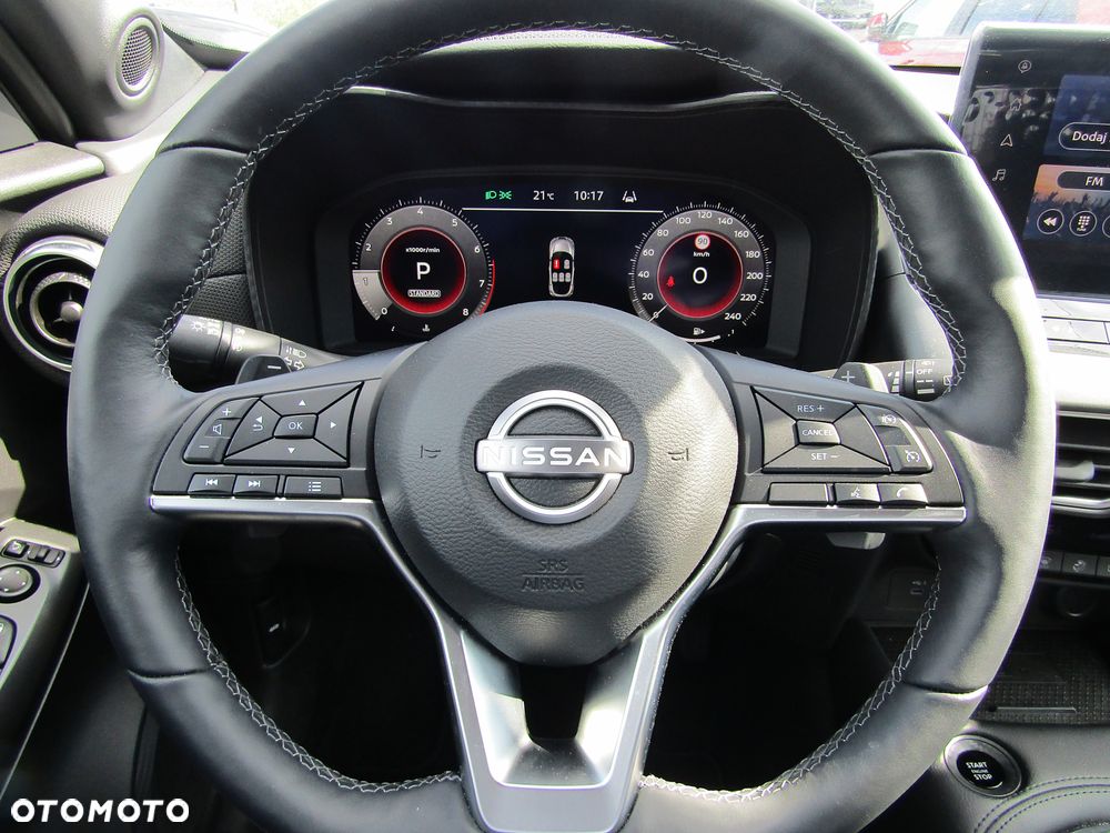 Nissan Juke 1.0 DIG-T N-Connecta DCT - 11