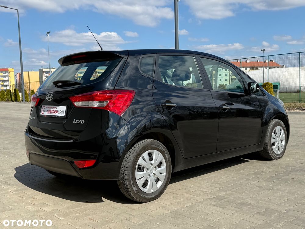 Hyundai ix20 1.4 blue Comfort - 33