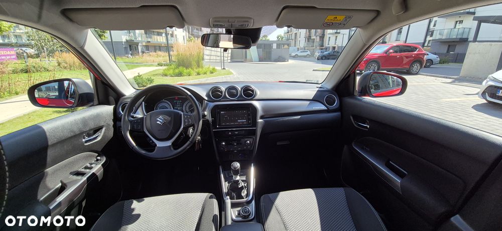 Suzuki Vitara 1.4 Boosterjet Premium 4WD - 24