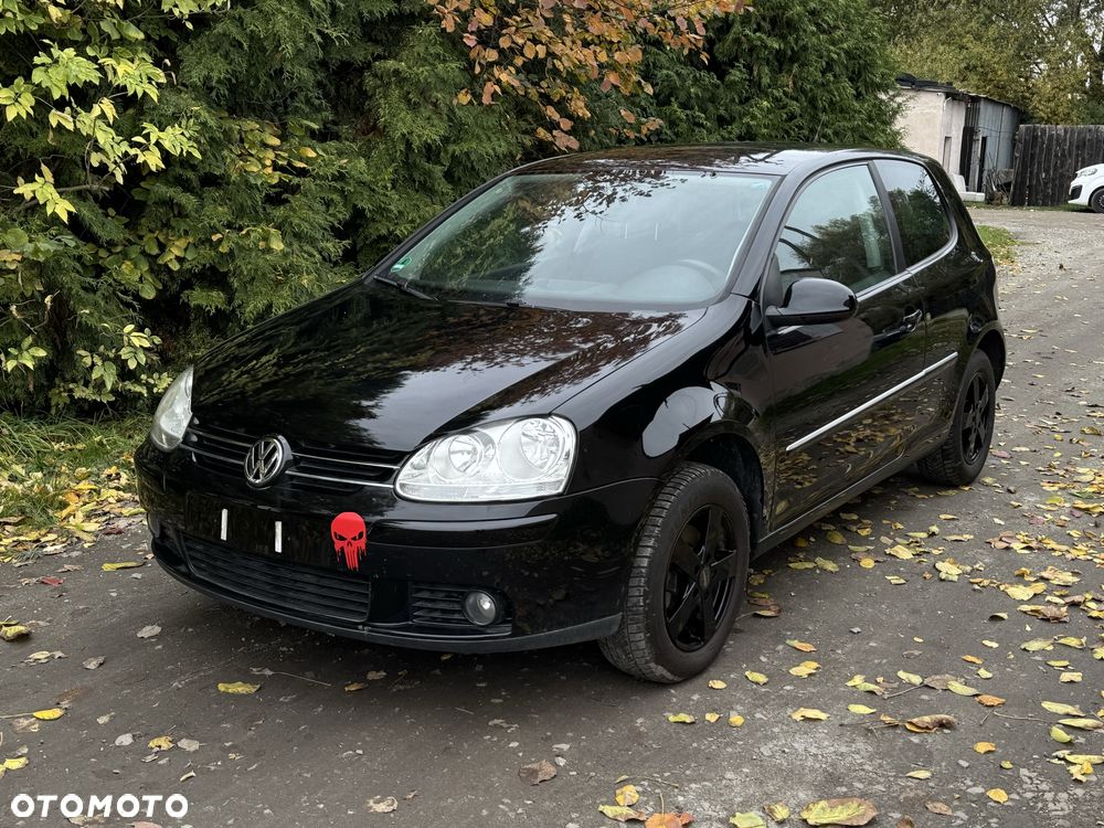Volkswagen Golf - 1