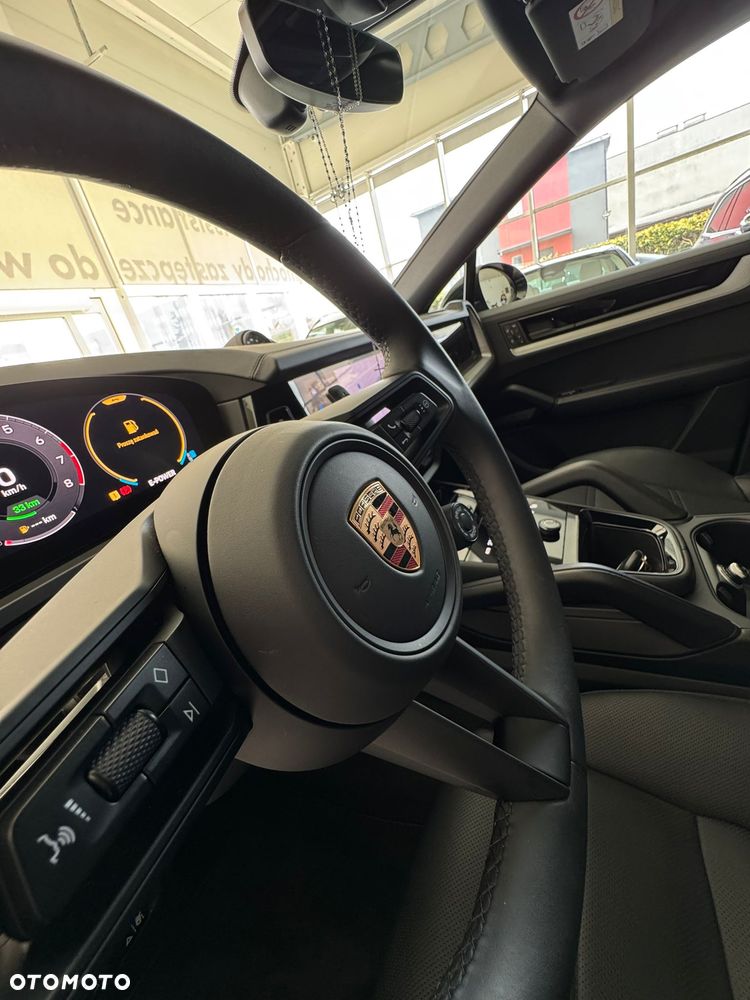 Porsche Cayenne E-Hybrid Platinum Edition - 16