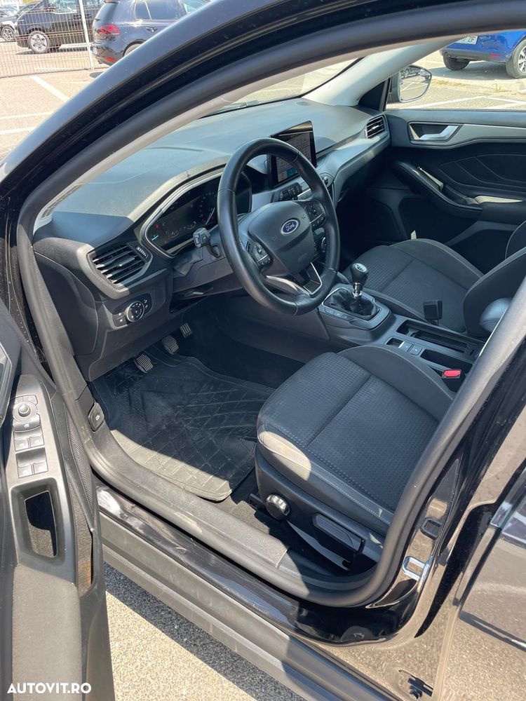 Ford Focus 1.0 EcoBoost Trend - 18