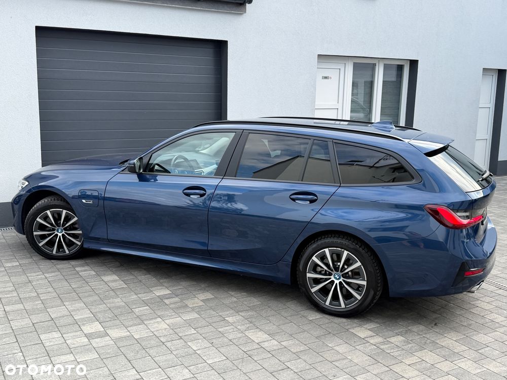 BMW Seria 3 320e Sport Line - 26