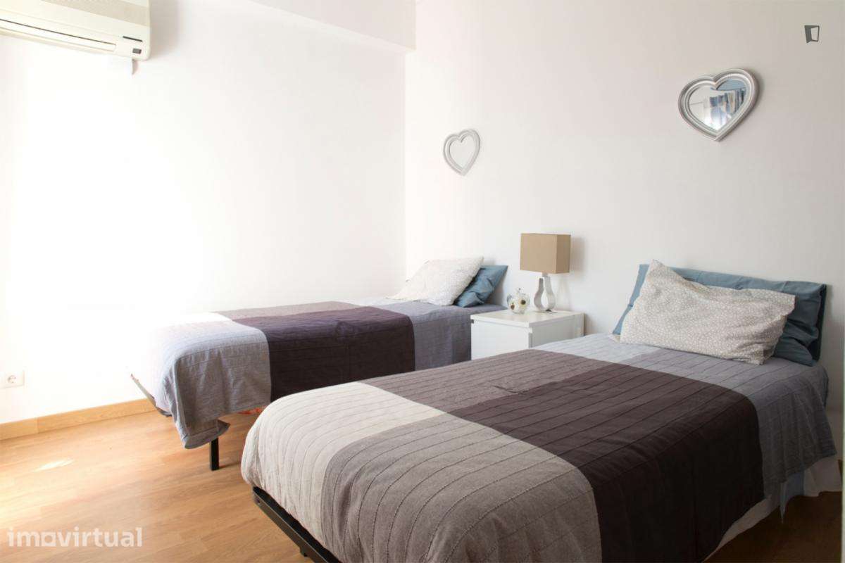Apartamento com 2 quartos - localizado em Entrecampos Lisbon - Grande imagem: 4/16