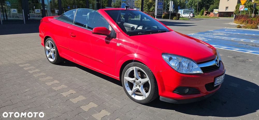 Opel Astra GTC 1.9 CDTI Cosmo - 16