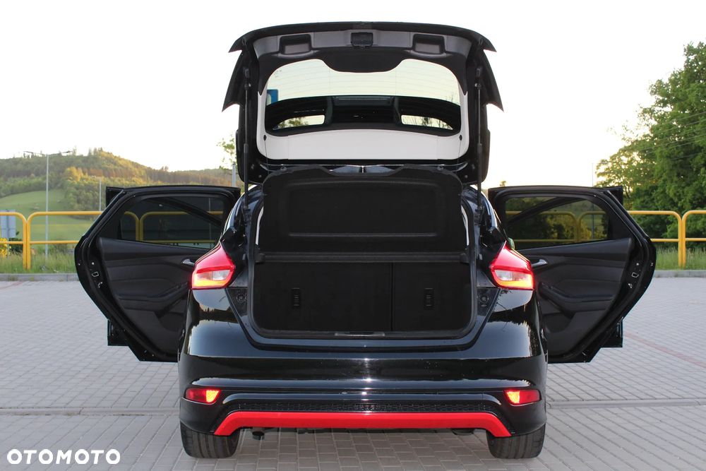 Ford Focus 1.0 EcoBoost Black Edition ASS - 7