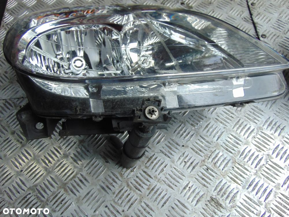 Lampy citroen c5 mk1 xenon kompletna cena sztuka - 8