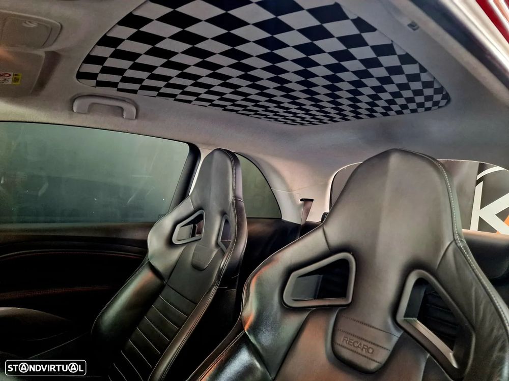 Opel Adam 1.4 Turbo Rocks S - 18