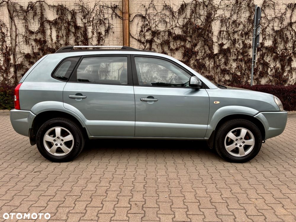 Hyundai Tucson 2.0 Elegance / Premium - 2