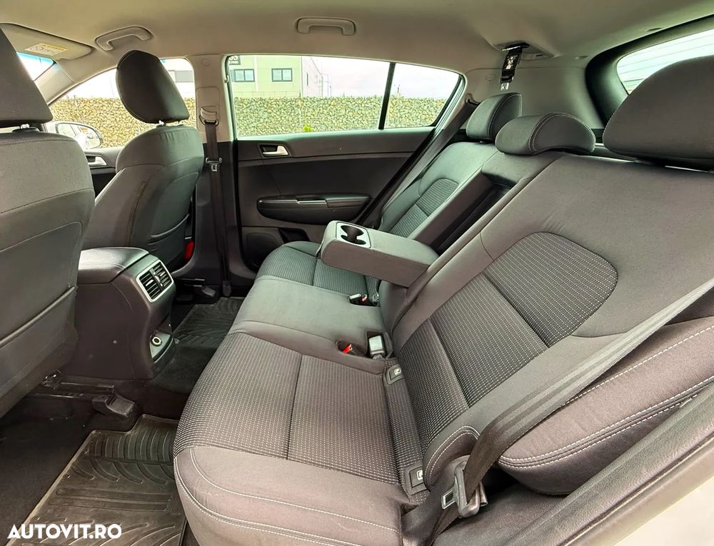 Kia Sportage 1.7 CRDI 2WD Vision - 23