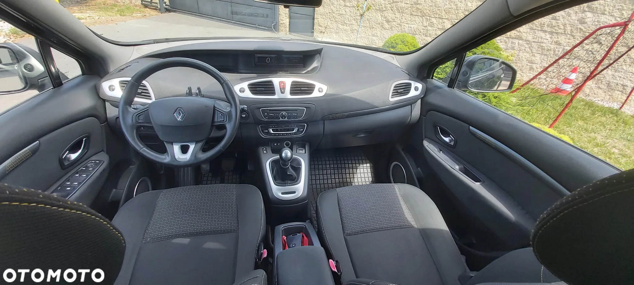 Renault Scenic - 9