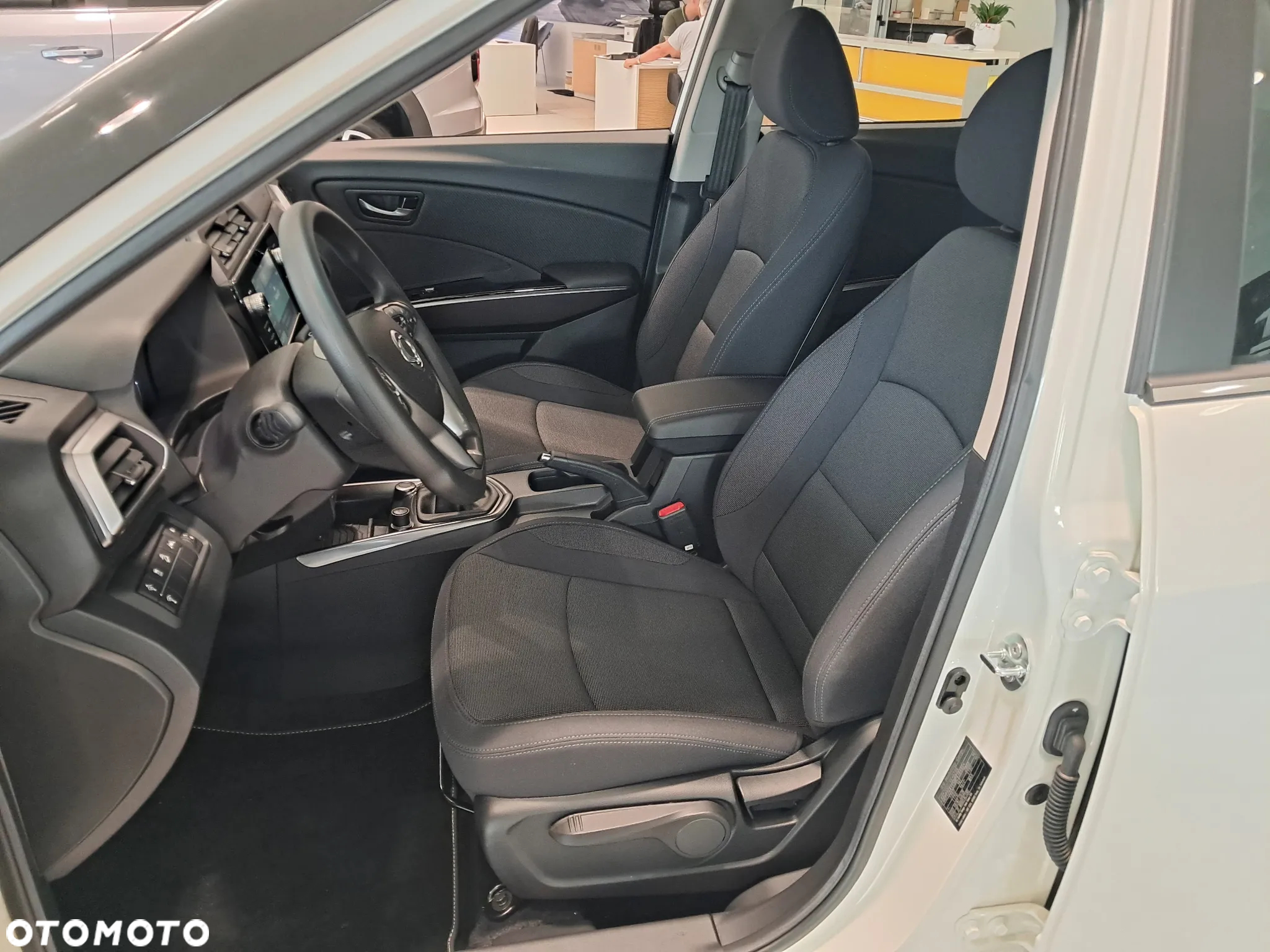 SsangYong/KGM Tivoli Grand 1.5 T-GDI Joy - 8