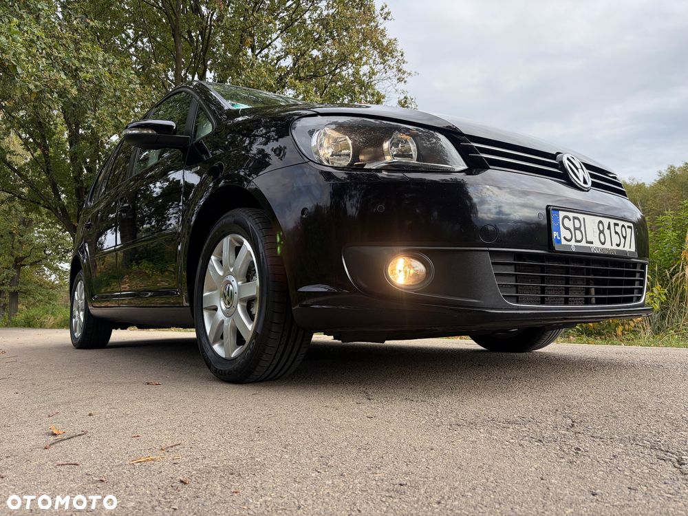 Volkswagen Touran - 22