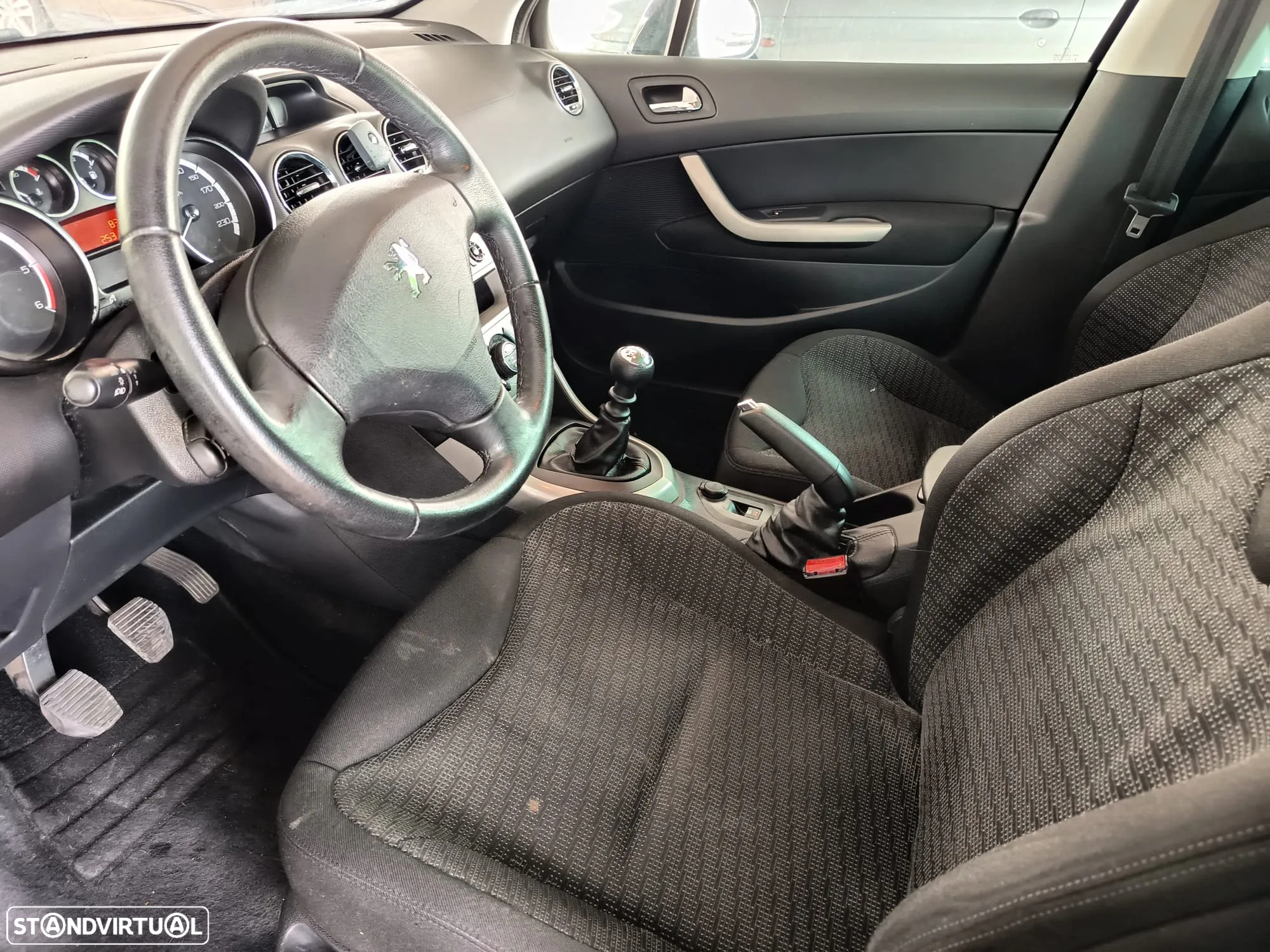 Peugeot 308 1.6 HDi Executive - 7