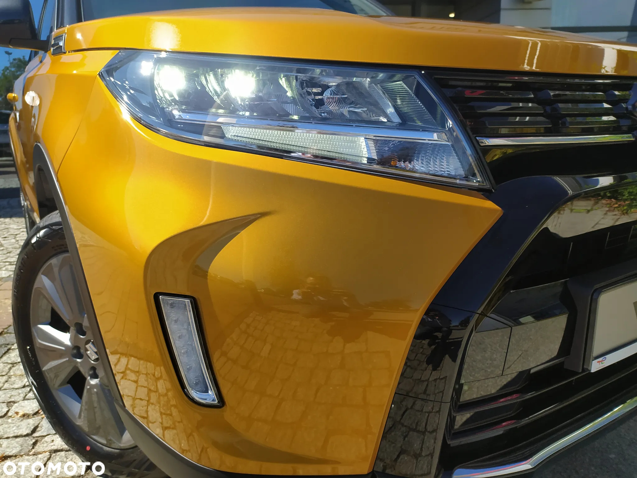 Suzuki Vitara 1.4 Boosterjet mHEV Premium Plus 2WD - 16