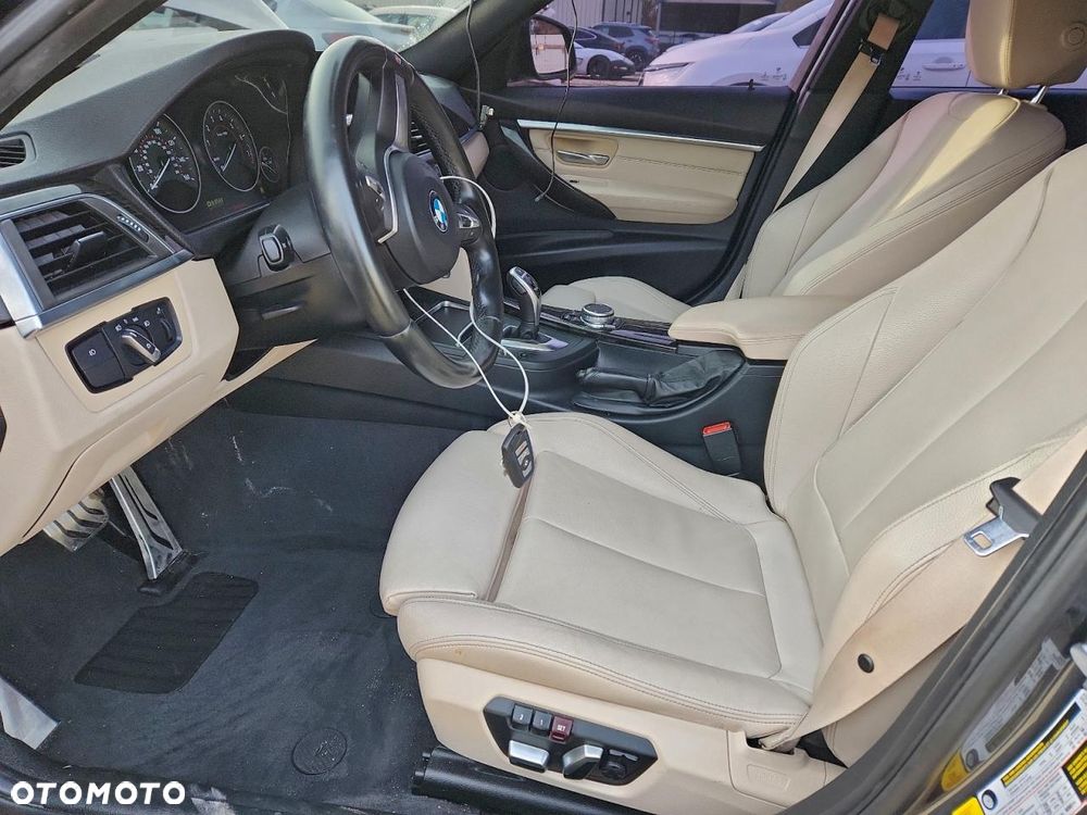 BMW Seria 3 330i Edition M Sport Shadow - 8