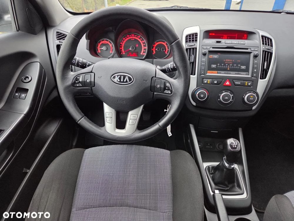 Kia ProCeed 1.4 CVVT Dream-Team Edition - 14