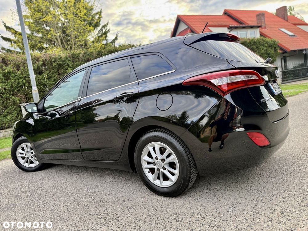 Hyundai i30 1.4 Premium - 17