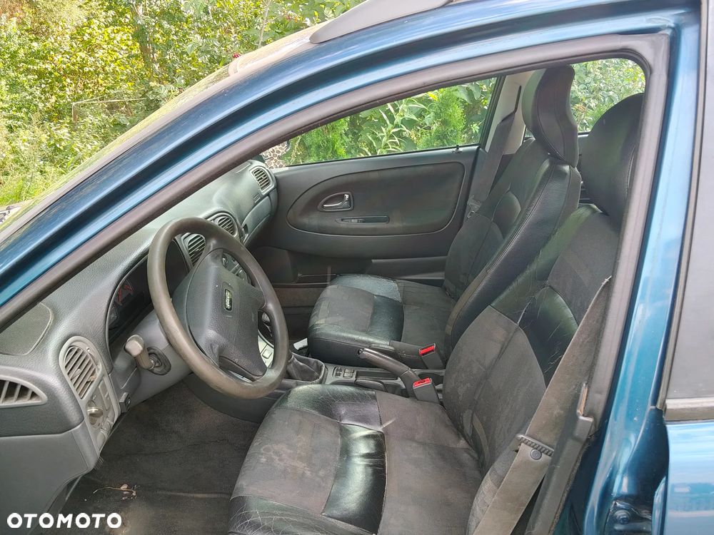 Volvo V40 1.8 - 3