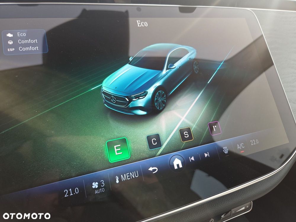 Mercedes-Benz Klasa E 220 d mHEV 4-Matic Avantgarde 9G-Tronic - 16