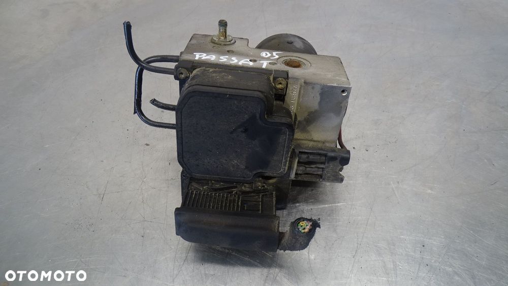 POMPA ABS VOLKSWAGEN PASSAT B5 1.9 TDI   8E0614111T 065202401 - 1