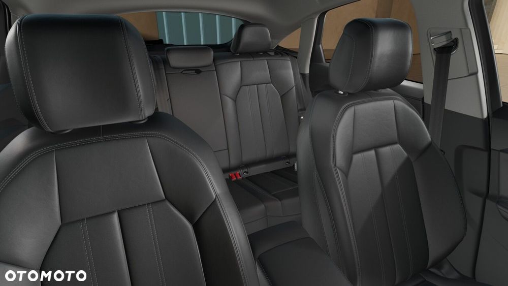 Audi Q5 Sportback - 11