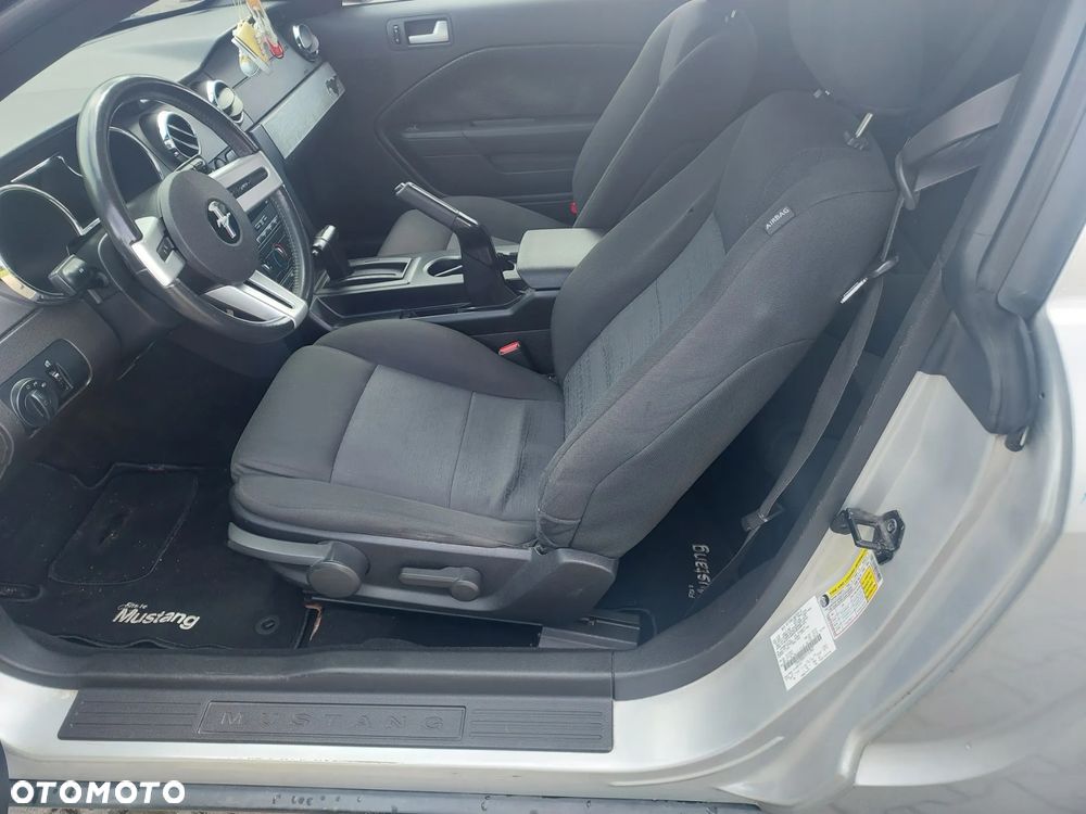 Ford Mustang 4.0 V6 - 18