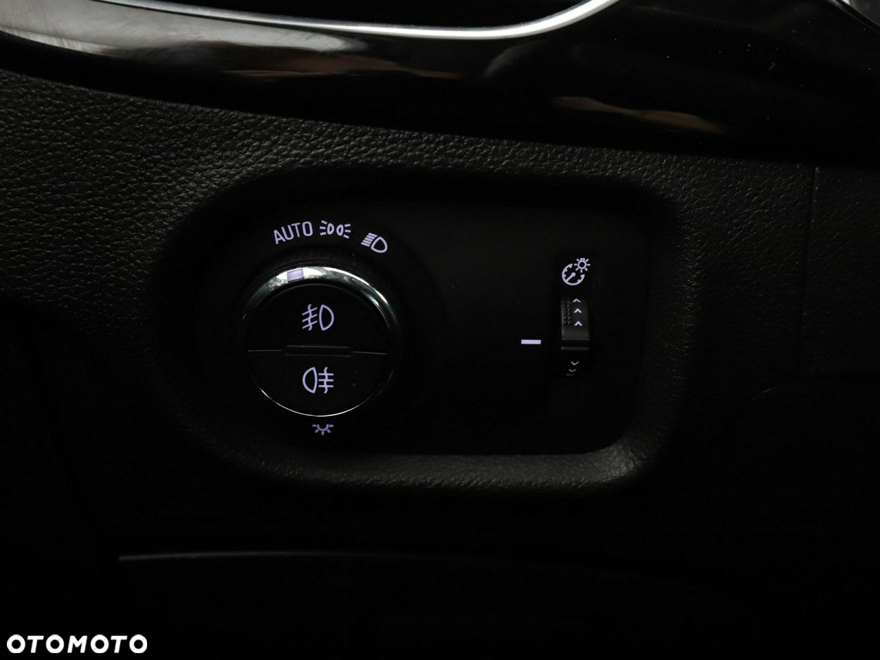 Opel Astra 1.6 D (CDTI) Start/Stop Innovation - 34