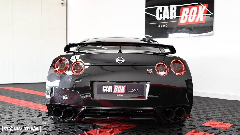 Nissan GT-R 3.8 V6 Black Edition - 9