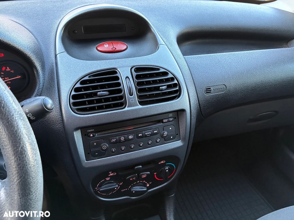 Peugeot 206 - 7