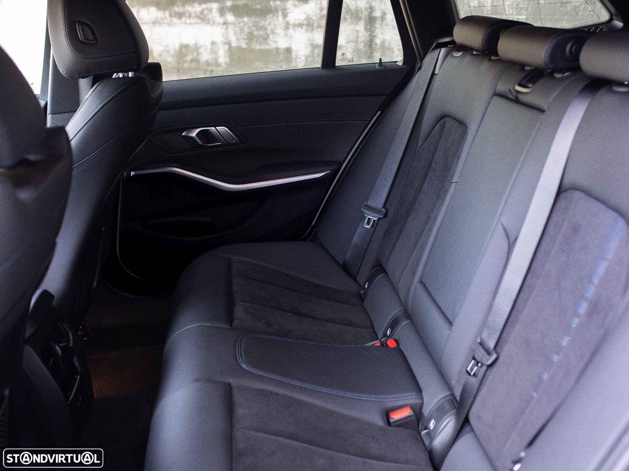 BMW 330 e Touring Pack M Auto - 24