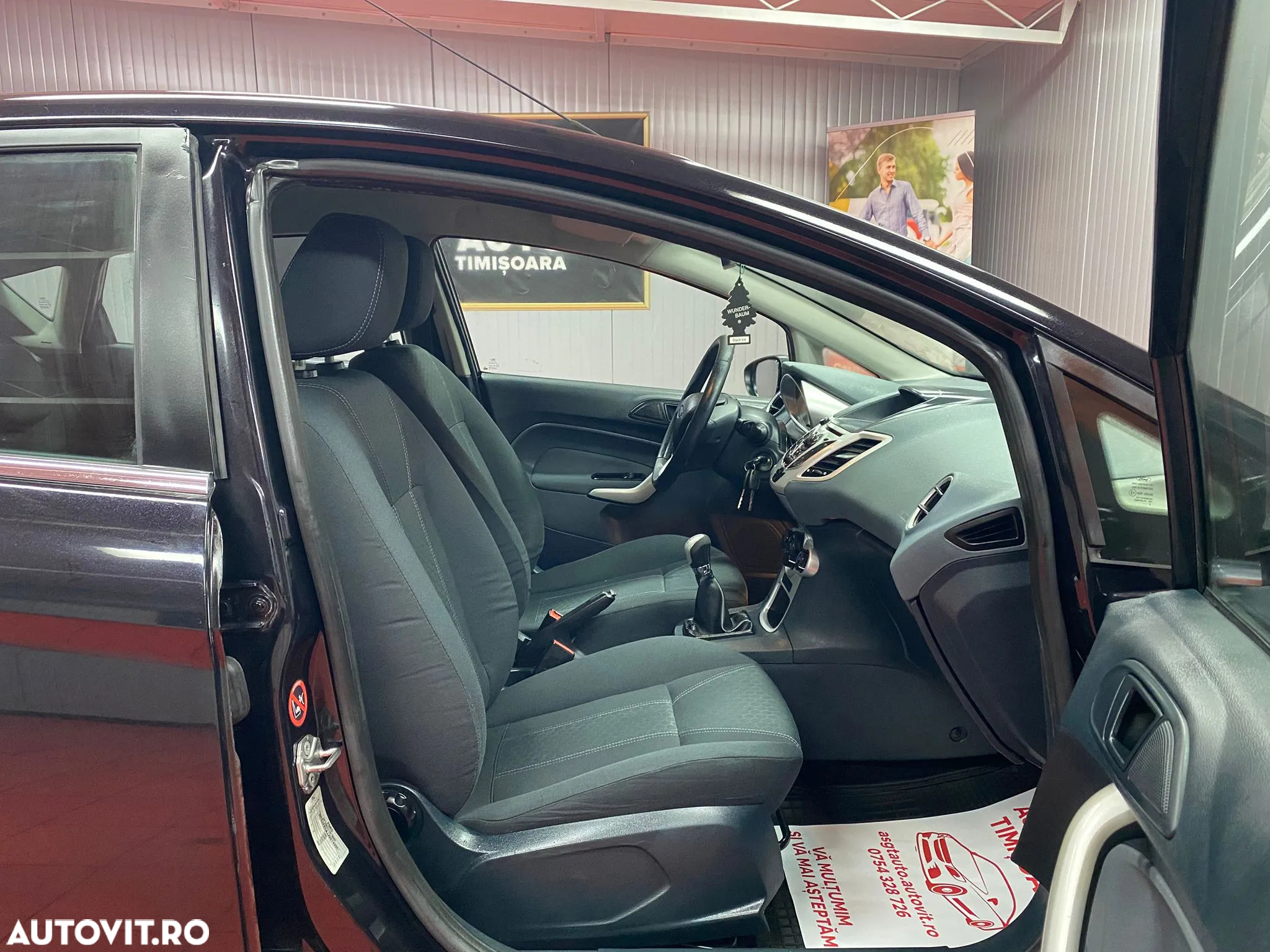 Ford Fiesta - 12