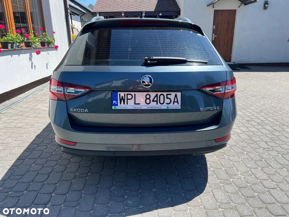 Skoda Superb 2.0 TDI Ambition DSG7 - 5