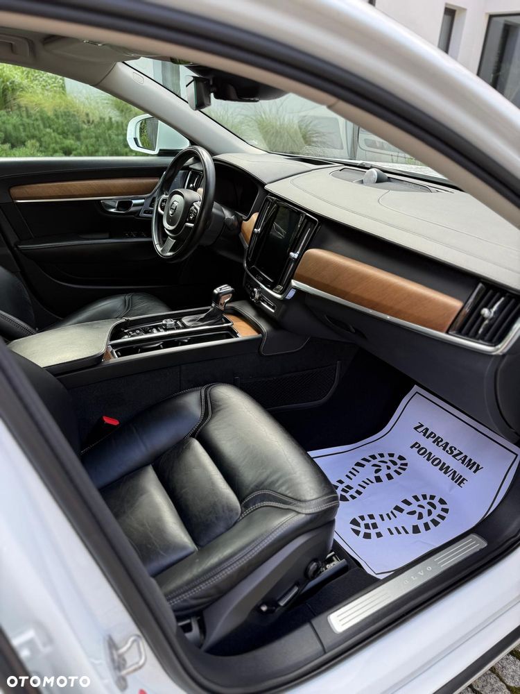 Volvo S90 D5 AWD Geartronic Inscription - 9