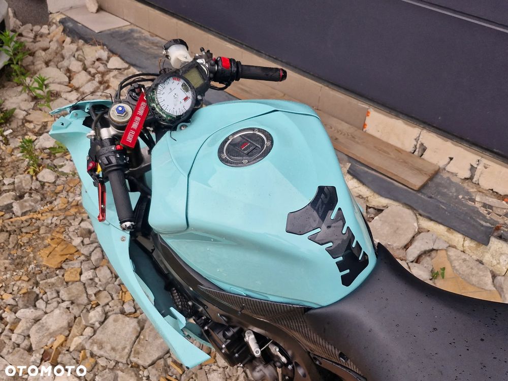 Suzuki GSX-R - 5