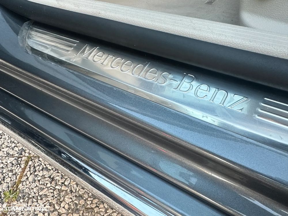 Mercedes-Benz E 200 d 9G-TRONIC Exclusive - 29